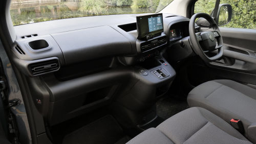 CITROEN BERLINGO XL DIESEL 1.5 BlueHDi 130ps Van Driver EAT8 view 11
